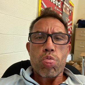 Meet your Posher, Loukas